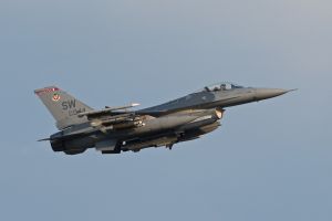 aviano august 31  2011 oup801 f 16cm 94 0044 77thfs 20thfw  shaw afb  sc
